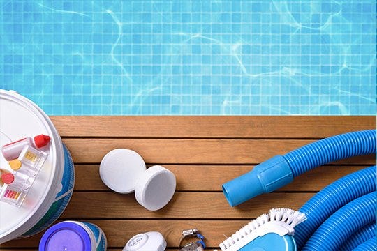 pool-cleaning-supplies