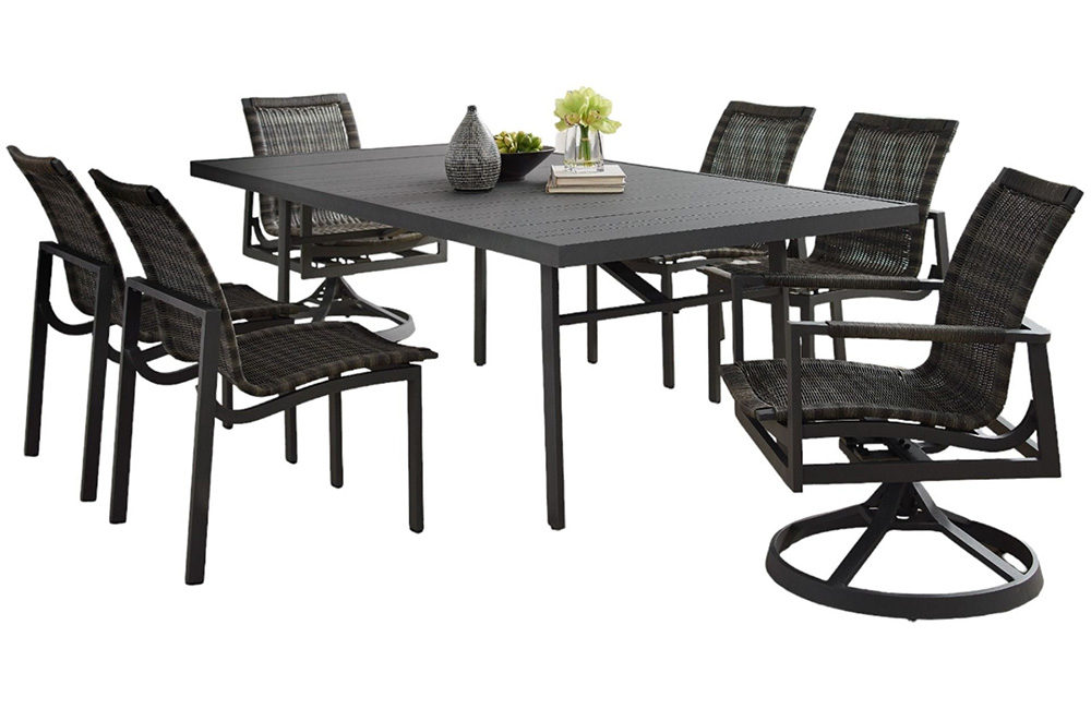 Megan Outdoor Dining Set - Plank & Hide