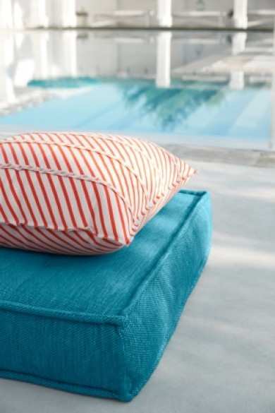 Sunbrella fabric on outdoor pillows 